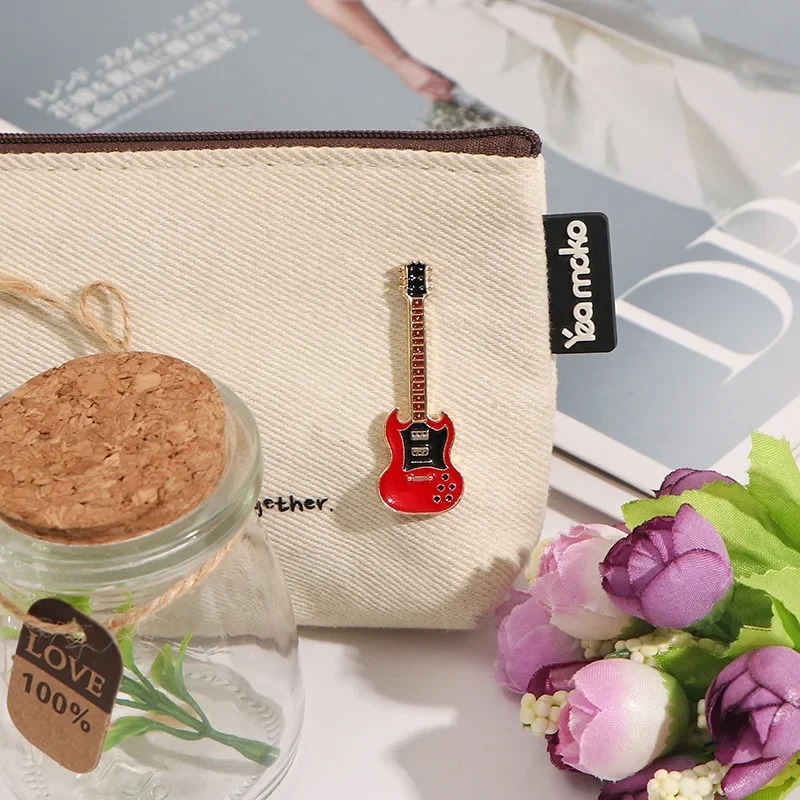 เข็มกลัดรูปกีตาร์โลหะเคลือบแบบ - Musical Instrument Jewelry บทวิจารณ์และราคา